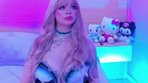 dulce_speed online show from April 12, 7:45 am