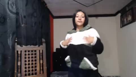 dulceisabellax online show from September 20, 2:36 am