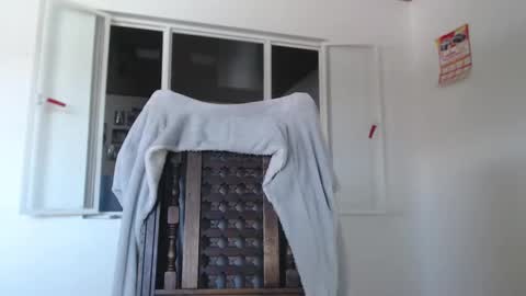 dulceisabellax online show from January 22, 5:17 pm