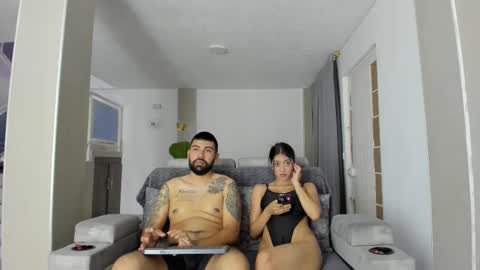 Jlozada05 online show from February 3, 2:53 am