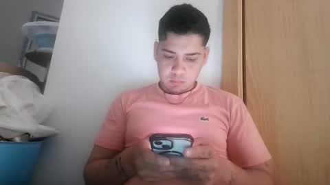duocaliente310037 online show from June 3, 8:50 am