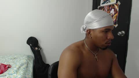 DuragPapi online show from March 8, 1:39 am