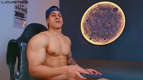 duran_dhikol1 online show from April 21, 2:51 am