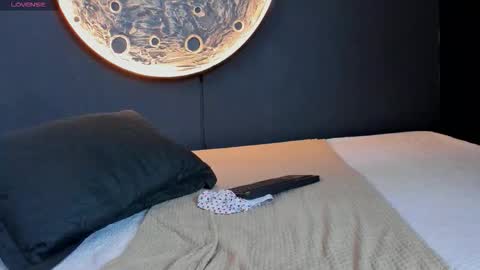 duran_dhikol1 online show from November 7, 4:04 am