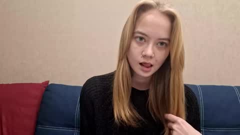 Snapshot of dustidickirson chatting on October 22, 4:08 pm Alisa online show from October 22, 4:08 pm