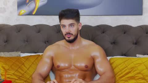 Dustin online show from February 10, 8:20 am