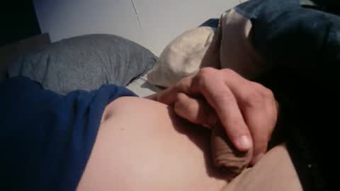 dustinnn online show from April 2, 7:43 pm