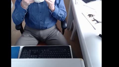 dutchpornking2 online show from February 17, 10:03 am