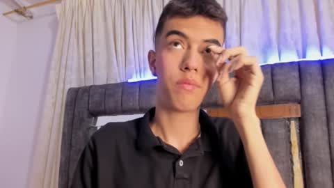 Dylan online show from September 24, 11:28 am