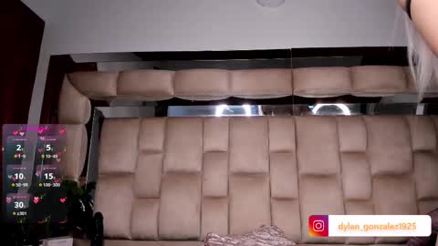 dylan_turner_ online show from October 15, 5:11 am