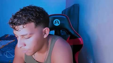 yohe online show from April 2, 10:38 pm