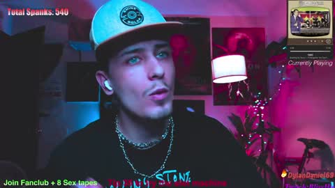 Dylan Daniel 7.8 online show from January 30, 12:29 am