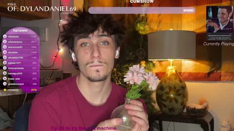 Dylan Daniel 7.8 online show from December 4, 7:33 am