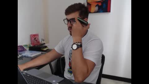 dylanhot10 online show from December 2, 7:22 pm