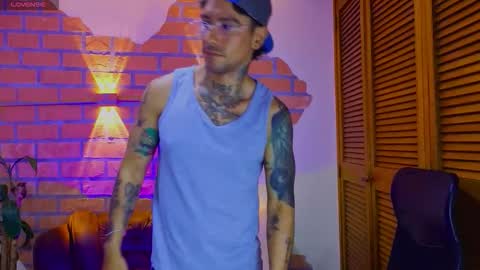 D Y L A N online show from January 19, 3:05 am