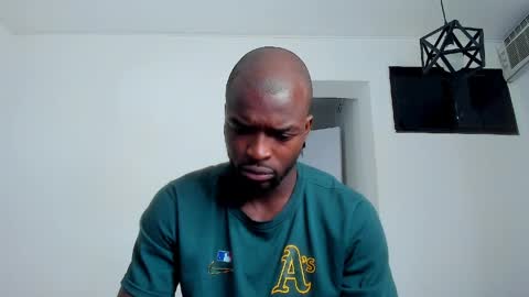 Dylan Taylor online show from April 2, 1:51 pm