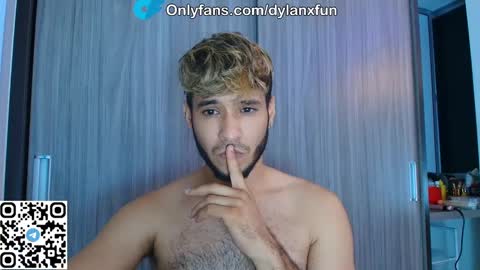 Snapshot of dylanxfun chatting on October 10, 12:38 am dylanxfun online show from October 10, 12:38 am