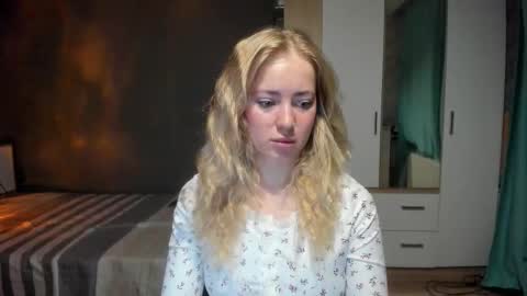 fansly - yourbestbaby online show from January 8, 3:56 am