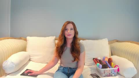 Snapshot of eatmygingersnapps chatting on January 30, 4:13 pm Allison online show from January 30, 4:13 pm