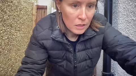 Nadia Ferreira  online show from September 16, 9:01 am