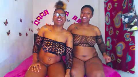 chayna smith online show from October 18, 5:00 am