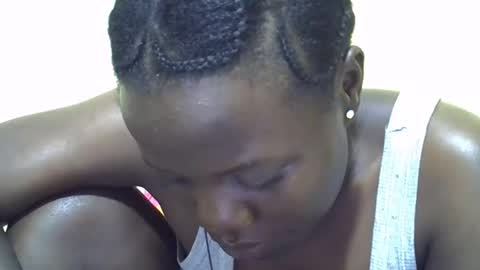ebony_cutiee online show from May 9, 7:31 pm