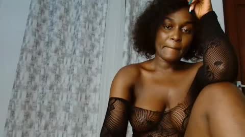 ebony online show from November 17, 10:01 pm