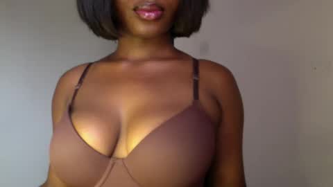 delilah online show from April 5, 10:45 am