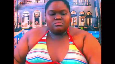 ebonyhotbuns4u2luv online show from June 2, 6:21 pm