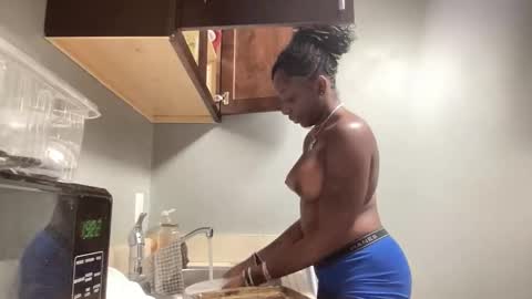 Snapshot of ebonyprincesskaykay chatting on October 21, 4:54 pm EbonyPrincessKayKay online show from October 21, 4:54 pm