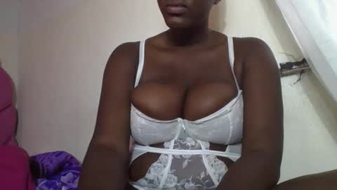 Snapshot of ebonyvd chatting on September 24, 10:55 am ebonyvd online show from September 24, 10:55 am