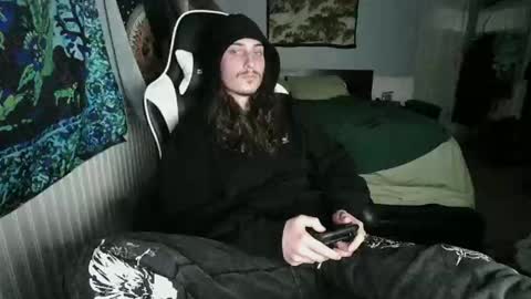 eddy815 online show from December 5, 4:34 am