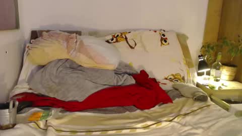 edelholz87 online show from March 16, 4:55 pm