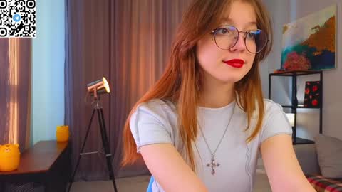 Snapshot of edithbrucker chatting on February 8, 6:12 am Im Sally  Im new here   lets meet online show from February 8, 6:12 am