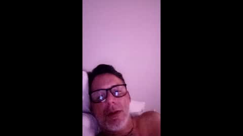 eduar438916 online show from December 14, 4:41 am