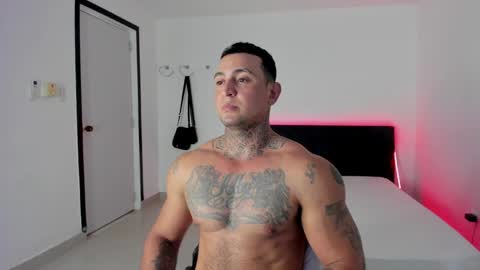 Eduar Wild online show from March 28, 1:29 am