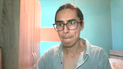 Eduardo Andrs online show from February 21, 8:12 pm