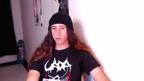 Snapshot of edward_chann chatting on January 22, 5:16 am edward_chann online show from January 22, 5:16 am