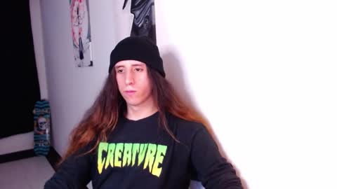 Snapshot of edward_chann chatting on January 30, 10:19 pm edward_chann online show from January 30, 10:19 pm
