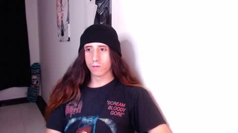 Snapshot of edward_chann chatting on March 2, 2:30 am edward_chann online show from March 2, 2:30 am