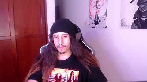 Snapshot of edward_chann chatting on September 11, 4:14 am edward_chann online show from September 11, 4:14 am
