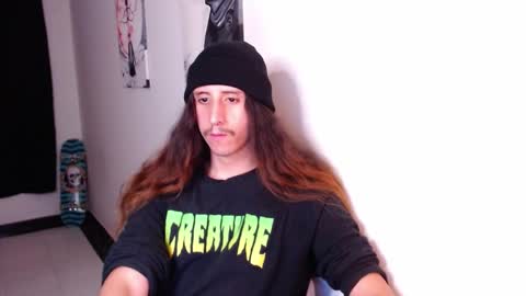 Snapshot of edward_chann chatting on December 21, 4:41 am edward_chann online show from December 21, 4:41 am