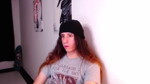 Snapshot of edward_chann chatting on February 2, 4:05 am edward_chann online show from February 2, 4:05 am