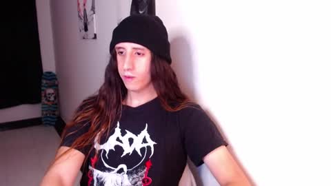Snapshot of edward_chann chatting on February 14, 3:00 am edward_chann online show from February 14, 3:00 am