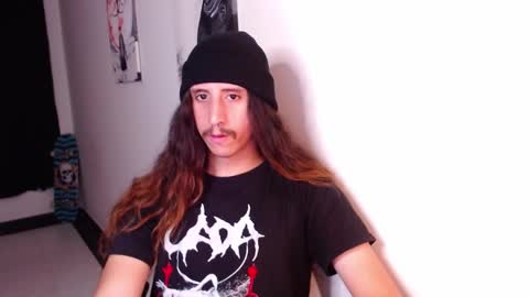 Snapshot of edward_chann chatting on January 15, 1:02 am edward_chann online show from January 15, 1:02 am