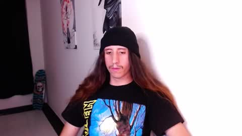 Snapshot of edward_chann chatting on December 14, 3:06 am edward_chann online show from December 14, 3:06 am