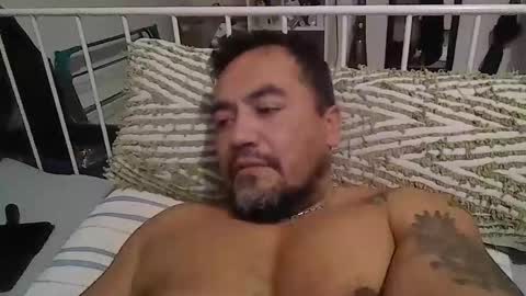 EdM online show from January 5, 10:24 pm