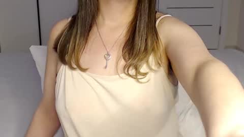 Snapshot of eelena4kiss chatting on October 16, 9:53 am eelena4kiss online show from October 16, 9:53 am