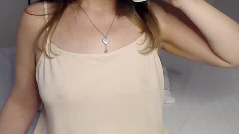 Snapshot of eelena4kiss chatting on September 27, 11:41 am eelena4kiss online show from September 27, 11:41 am