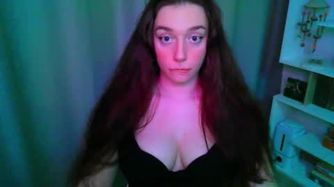 effie_balconii online show from October 5, 1:41 pm